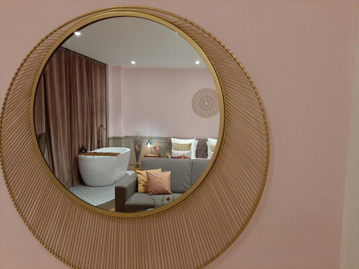 Luxury Republique Parigi